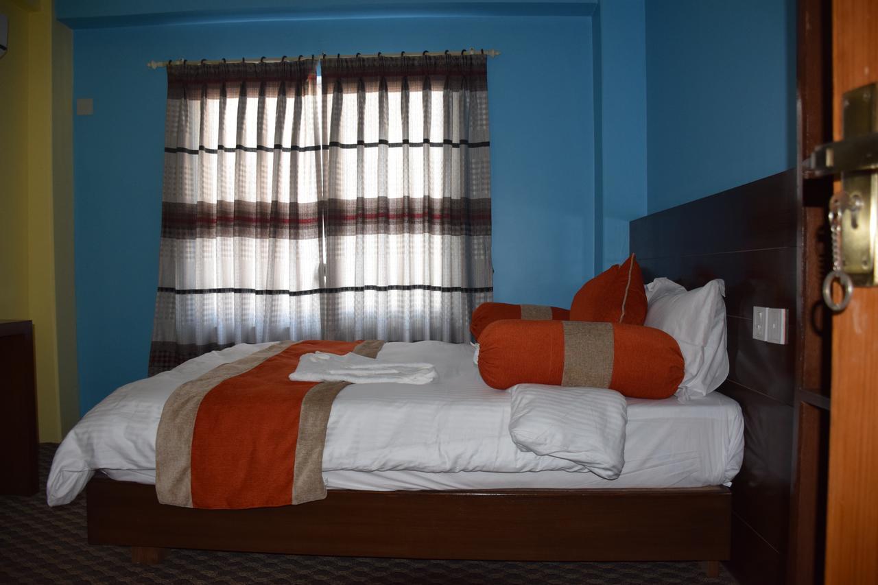 Hotel Rosemary Homes Pokhara Exterior photo